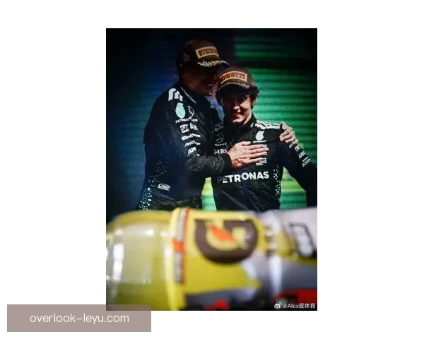 F1新赛季揭幕战激战正酣豪门车队争冠格局生变引爆全球车迷热议