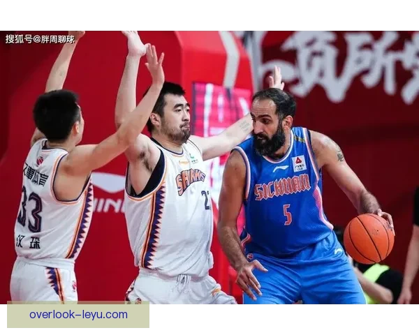 欧洲豪门冬窗引援风云再起联赛争冠格局生变球迷热议前景走势分析 欧洲豪门冬窗引援风云再起联赛争冠格局生变球迷热议前景走势分析